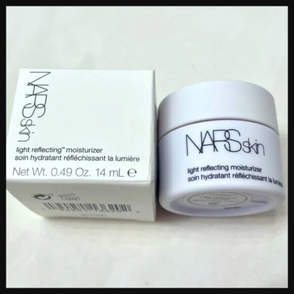 NARS Skin Light Reflecting Moisturizer NIB .49oz/ 14ml - Picture 1 of 2